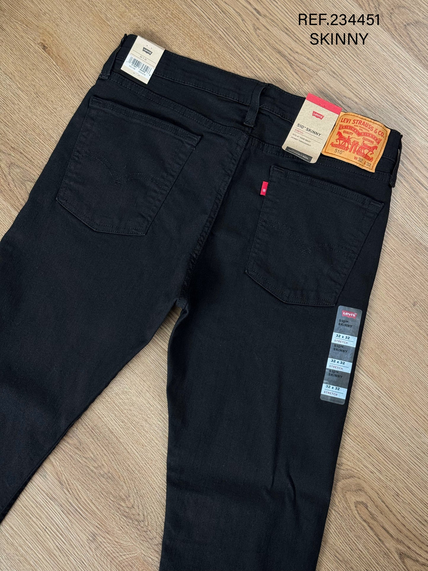 JEAN LEVIS