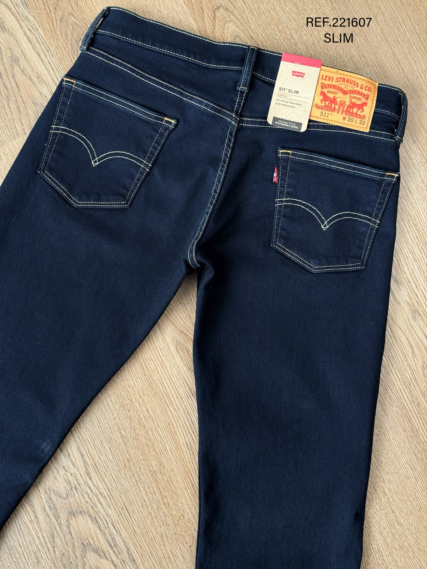 JEAN LEVIS