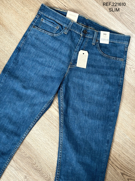 JEAN LEVIS