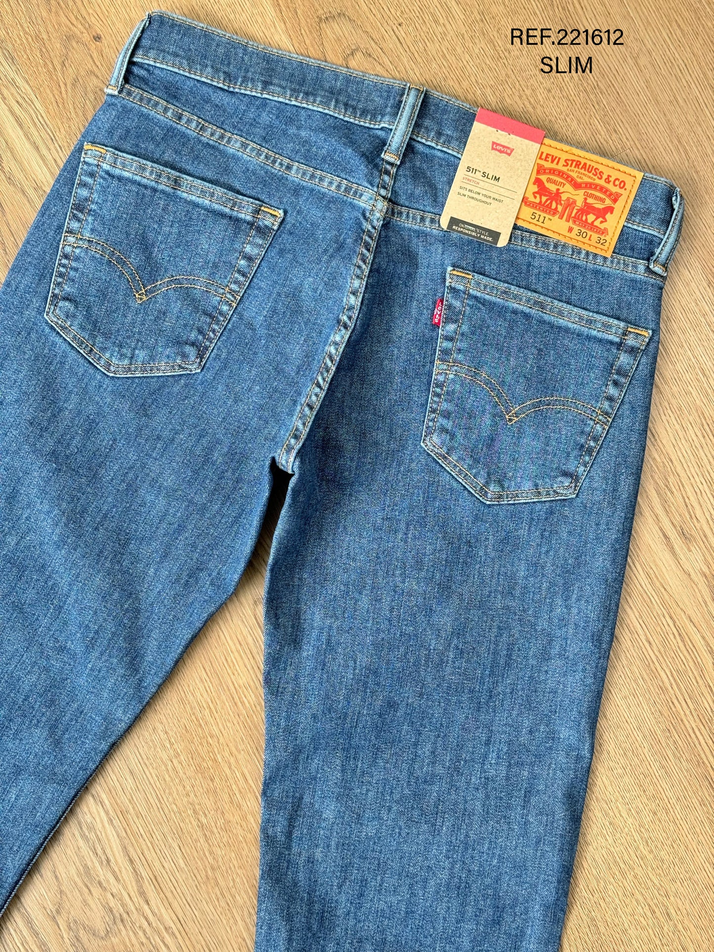 JEAN LEVIS
